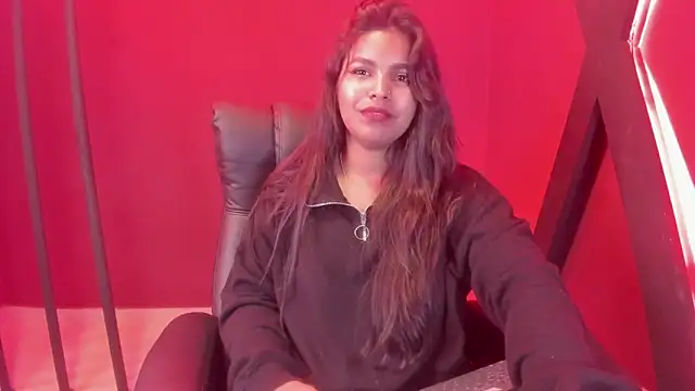 zoe roux21 online show from February 24, 2025, 7:52 pm