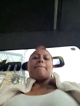 Fantasy-gil online show from September 15, 2025, 8:09 pm