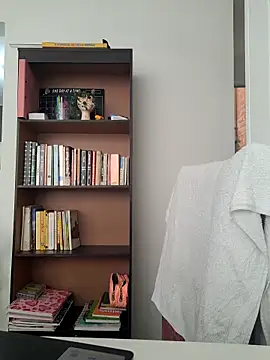 Fantasy-gil online show from September 16, 2025, 8:43 pm