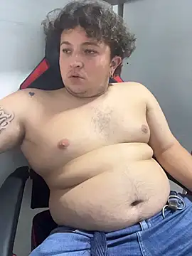 AndresChuboi online show from November 12, 2025, 1:17 am