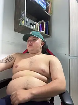 AndresChuboi online show from November 18, 2025, 4:06 am