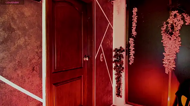 SexyNaf online show from November 6, 2025, 8:32 pm