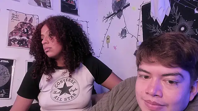 hothoneychile online show from October 13, 2025, 4:01 am