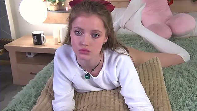 AshleyDouglas online show from December 21, 2024, 4:36 pm