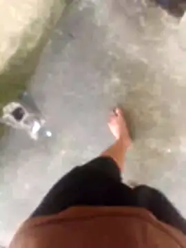 jhondivulga18 online show from April 19, 2026, 1:21 pm