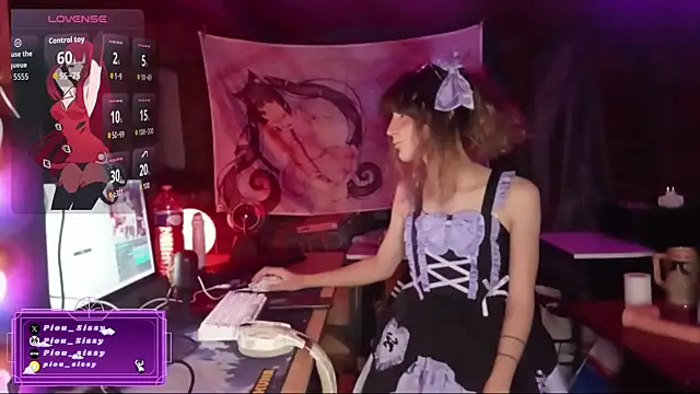 piou-sissy online show from October 7, 2025, 9:45 pm