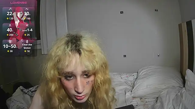 Snapshot of piou-sissy chatting on March 7, 2026, 9:01 pm piou-sissy online show from March 7, 2026, 9:01 pm