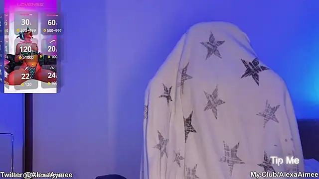 Snapshot of AlexaAimee chatting on November 16, 2025, 11:10 pm AlexaAimee online show from November 16, 2025, 11:10 pm