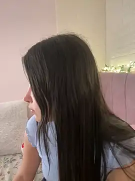 annaharper- online show from September 19, 2025, 2:57 am