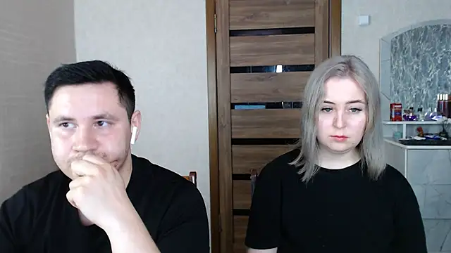 Kristy-Max online show from February 23, 2025, 4:28 am