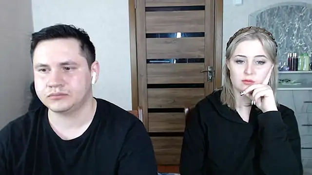 Kristy-Max online show from March 2, 2025, 10:05 pm