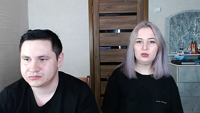 Kristy-Max online show from March 7, 2025, 9:59 pm