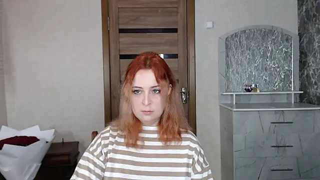 Kristy-Max online show from September 17, 2025, 10:00 pm