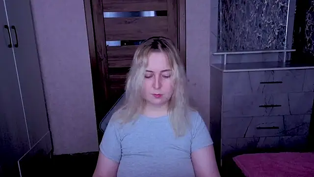Kristy-Max online show from June 9, 2026, 8:31 pm