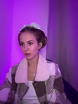 Snapshot of CherieDane chatting on November 3, 2025, 1:51 am CherieDane online show from November 3, 2025, 1:51 am