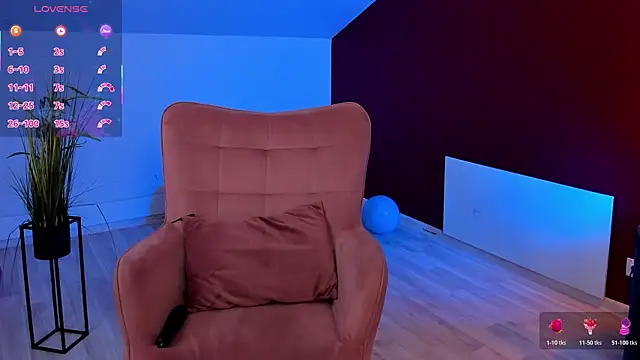 Snapshot of CherieDane chatting on November 16, 2025, 1:17 pm CherieDane online show from November 16, 2025, 1:17 pm