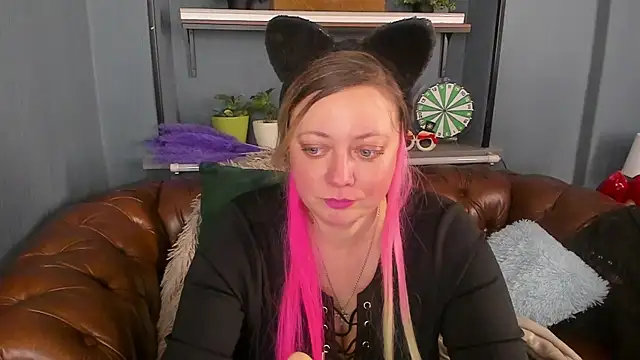Snapshot of JesiaFoxi chatting on January 9, 2025, 2:18 pm JesiaFoxi online show from January 9, 2025, 2:18 pm