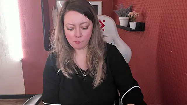 Snapshot of JesiaFoxi chatting on January 15, 2025, 11:21 am JesiaFoxi online show from January 15, 2025, 11:21 am