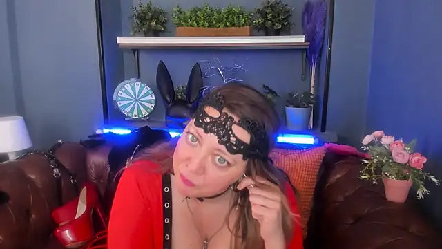 Snapshot of JesiaFoxi chatting on February 14, 2025, 6:40 pm JesiaFoxi online show from February 14, 2025, 6:40 pm