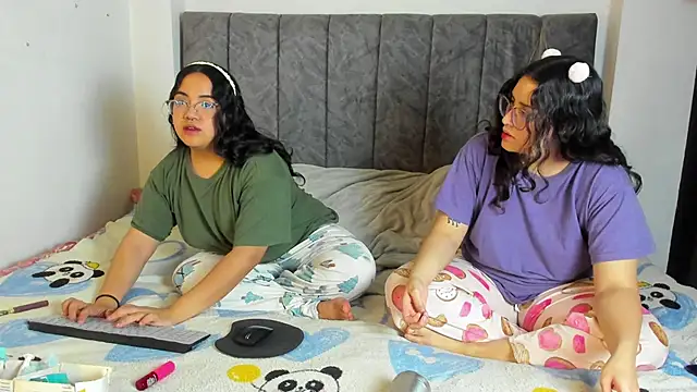 maddie-and-chelsea- online show from March 12, 2026, 7:58 am