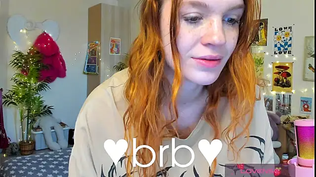 Sunny Elly online show from April 19, 2026, 6:24 am