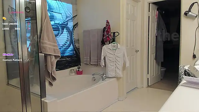 Peaches N Kreme online show from February 15, 2025, 11:25 pm