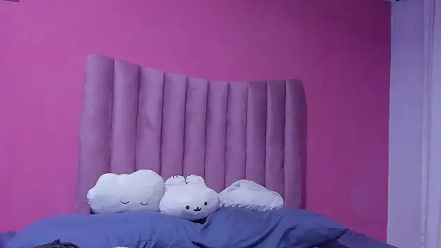 JustiinJazmin online show from December 20, 2024, 1:36 am