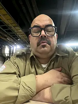 Snapshot of SoloHernan chatting on September 15, 2025, 2:11 am SoloHernan online show from September 15, 2025, 2:11 am