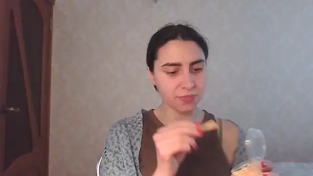 Kashtanka  online show from May 15, 2026, 6:42 am