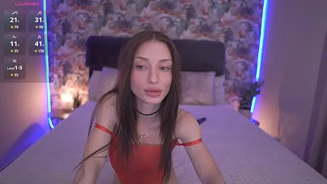 Alice Arwen online show from April 13, 2026, 2:11 pm