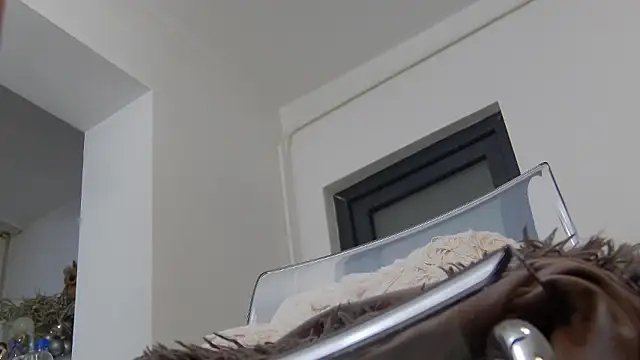 AnyaRose online show from December 2, 2024, 8:41 am