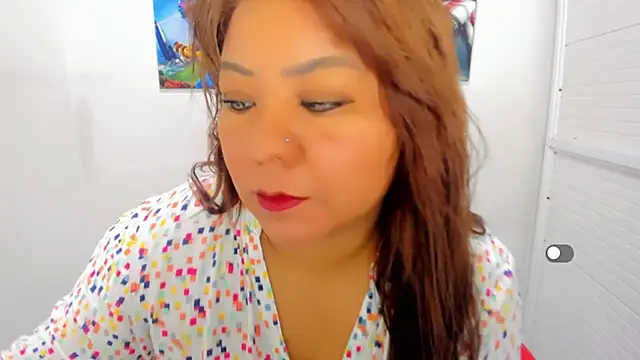 Snapshot of victoria_love89 chatting on May 8, 2026, 2:28 am victoria love89 online show from May 8, 2026, 2:28 am