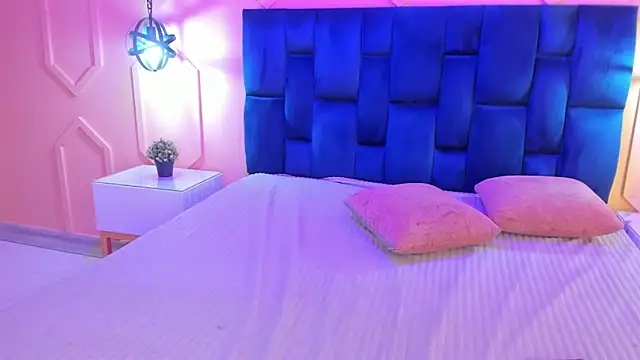 dyvis 22 online show from February 18, 2025, 8:36 pm