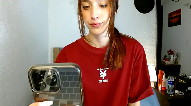 Snapshot of gabykovalenko14 chatting on December 17, 2024, 1:39 am gabykovalenko14 online show from December 17, 2024, 1:39 am