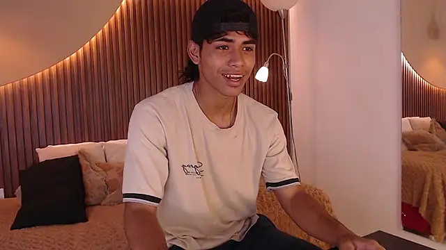 zander 2120 online show from February 25, 2025, 1:39 pm