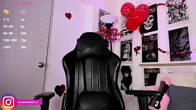 Lexyjoycce online show from February 15, 2026, 11:01 pm