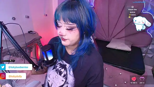 toky doll online show from September 26, 2025, 8:24 pm