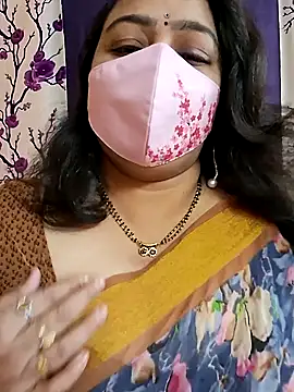 neelu-hoty online show from January 6, 2025, 1:19 pm