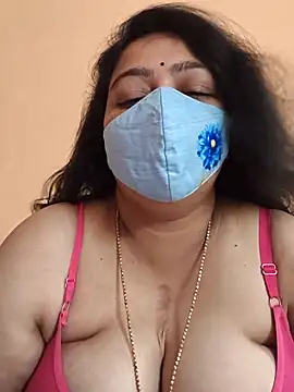 neelu-hoty online show from February 24, 2025, 1:13 am