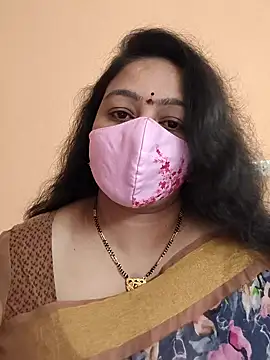 neelu-hoty online show from March 5, 2025, 4:13 pm