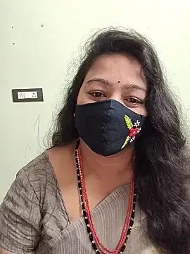 neelu-hoty online show from October 10, 2025, 11:20 am