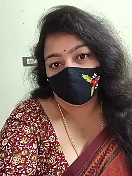 neelu-hoty online show from November 2, 2025, 2:30 pm