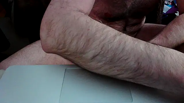 Snapshot of Hand69someguy chatting on April 24, 2026, 2:03 am Hand69someguy online show from April 24, 2026, 2:03 am