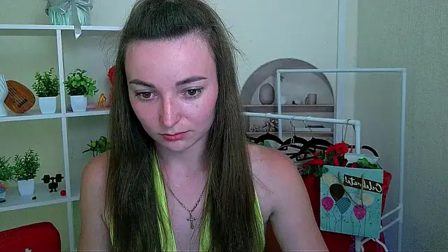  Barbie Kiss  online show from July 7, 2026, 4:00 pm