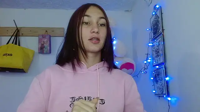 Snapshot of SexyTokio4 chatting on January 17, 2025, 11:27 am SexyTokio4 online show from January 17, 2025, 11:27 am