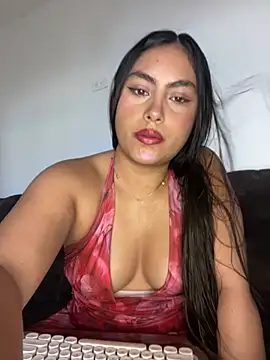  Danaa online show from April 14, 2026, 7:20 pm