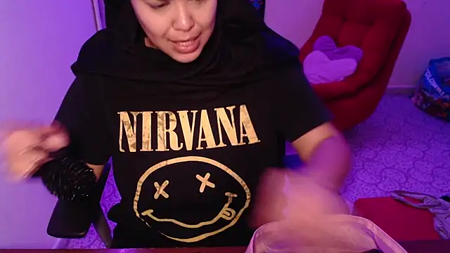 VenussTits97 online show from December 19, 2025, 11:12 pm