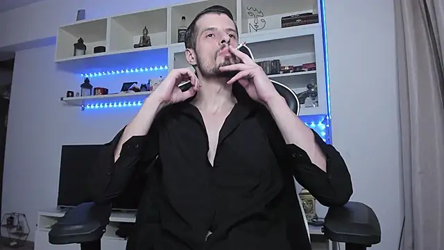 ToddClaytonn online show from October 24, 2025, 9:33 pm