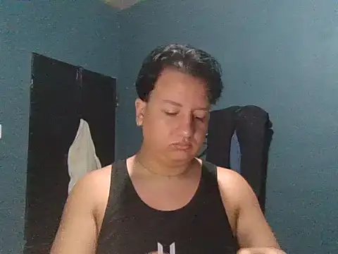 Snapshot of cjosswho chatting on November 1, 2025, 3:30 am cjosswho online show from November 1, 2025, 3:30 am