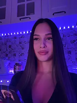 EricaWalls online show from February 5, 2025, 5:09 am